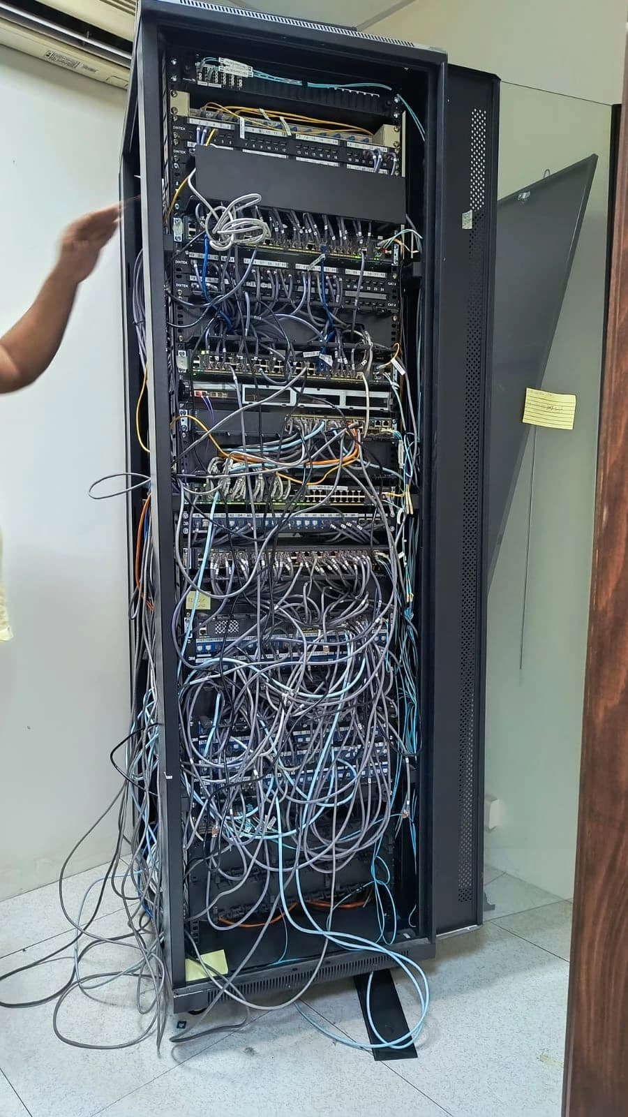 Rack & Structured Cabling Improvement - before view 1